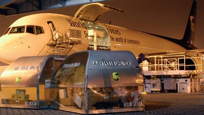 UPS 757 at Worldport dock