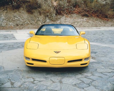 功率为2000年Corvette依然维持在345马力。