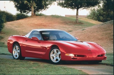 The soft top on the 1998 Corvette convertible remained manual but was easier to use than the C4's.