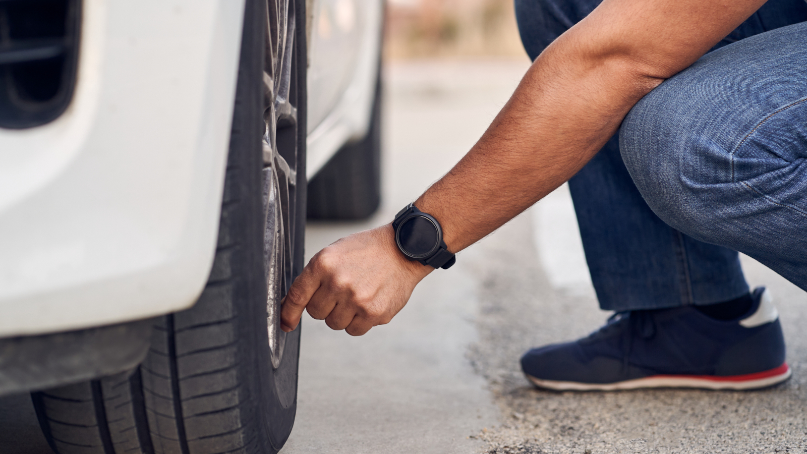 How Do Tires Hold Up a Car: The Science Behind Stability