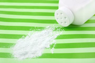 Baby powder hot sale on armpits