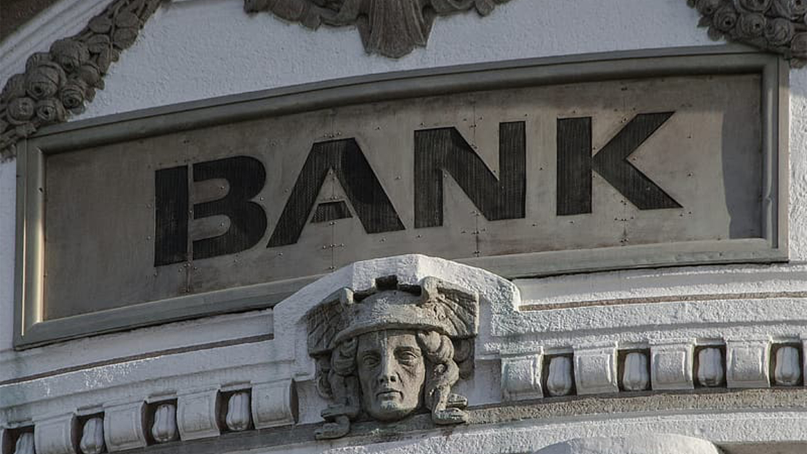 Can You Really Start Your Own Bank?  HowStuffWorks