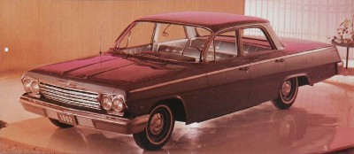 The 1962 Chevrolet Bel Air remained the mid-level full-size Chevy.