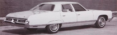 The 1972 Chevrolet Caprice came as a pillared 4-door Sedan or a Hardtop Sedan.