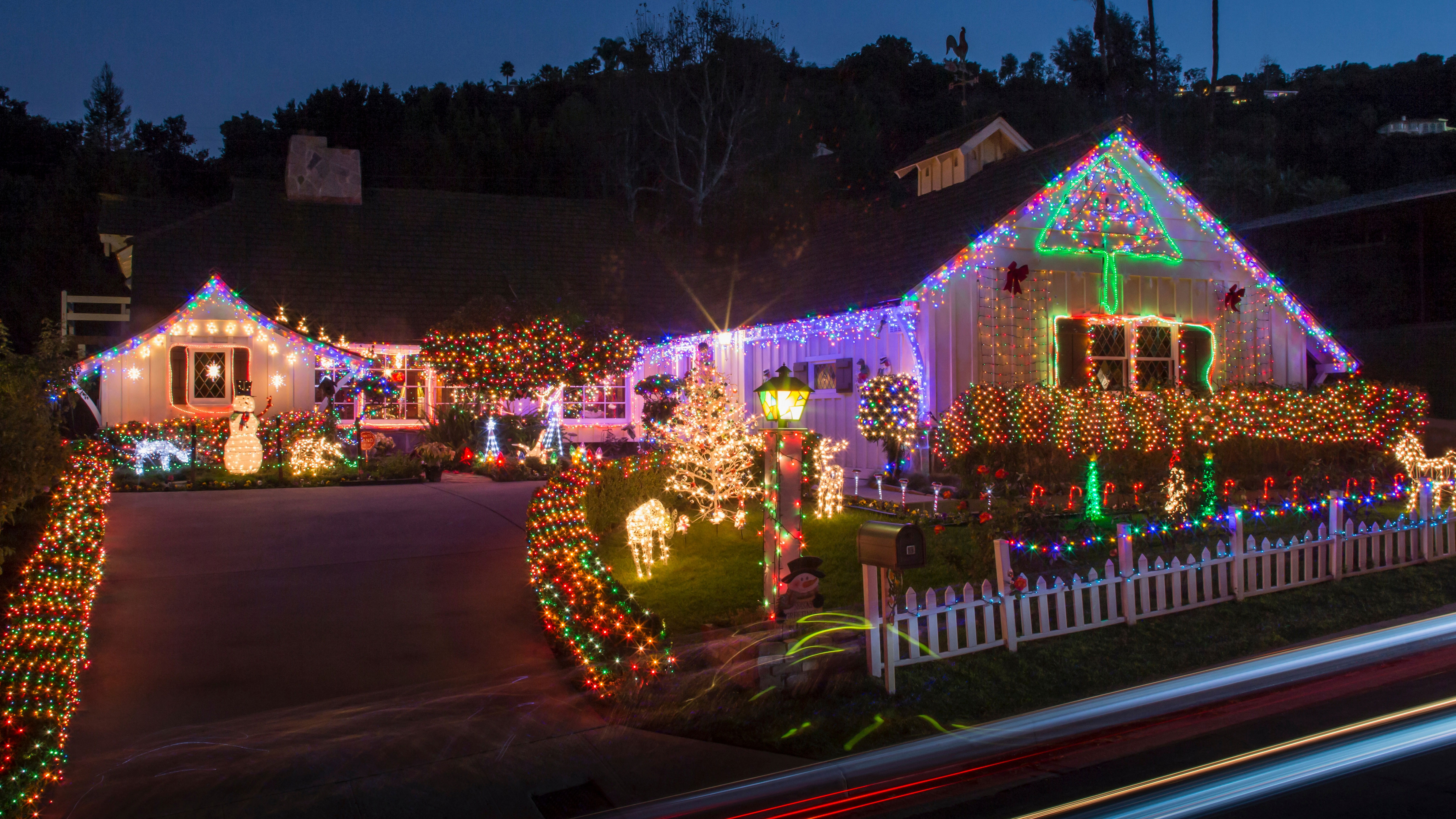 Christmas Light Installation in Wayzata MN