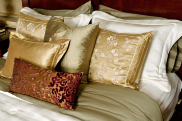 How to Clean Bed Sheets and Comforters 