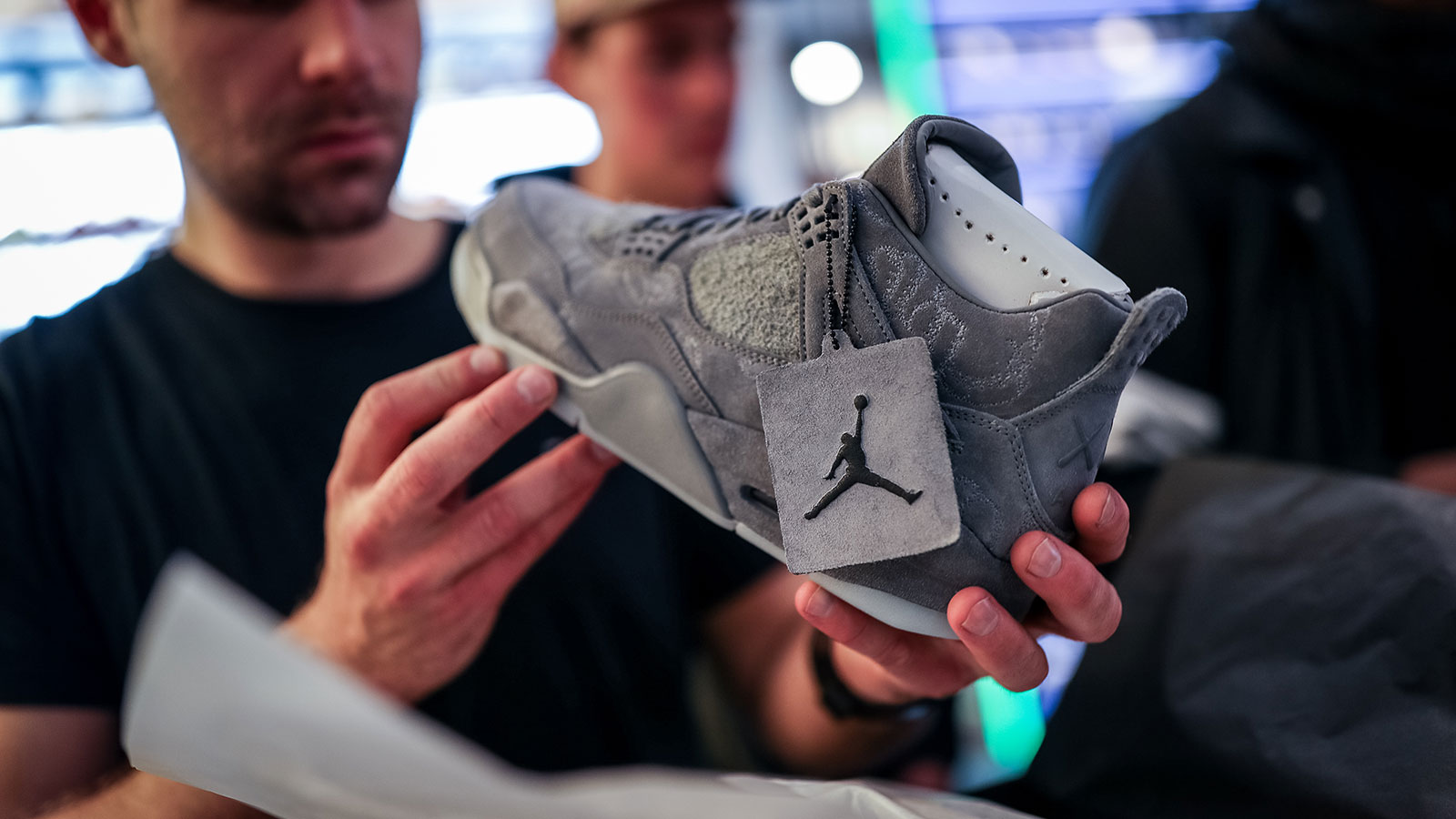 how to restore suede jordans