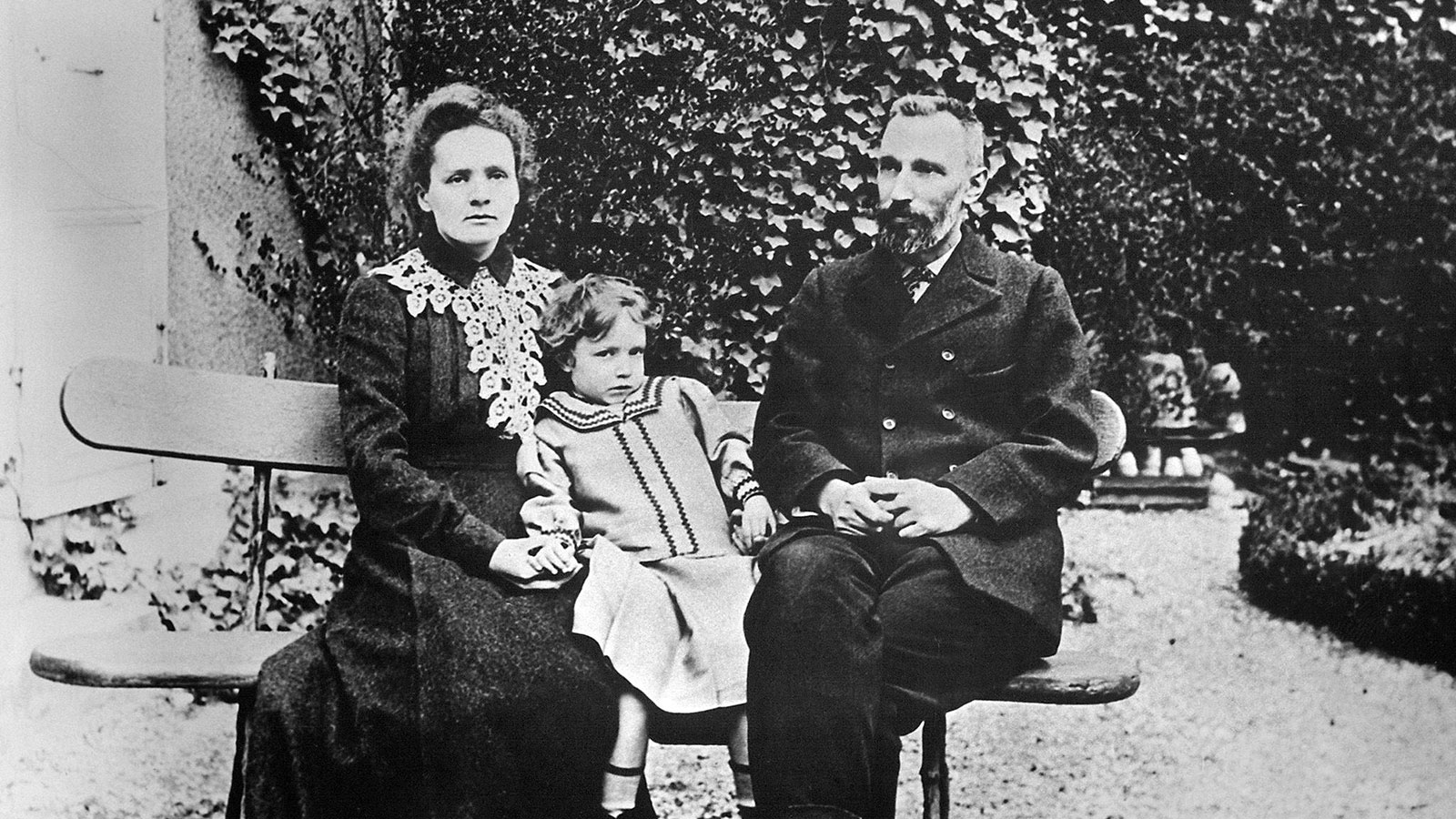 marie curie and her family