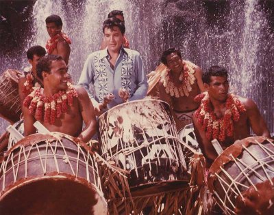 Elvis in Paradise, Hawaiian Style