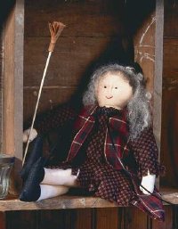 This Henrietta witch doll is an easy-to-make Halloween decoration.