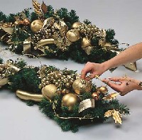 Christmas Mantel Topper