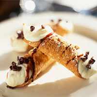 Bill and Jen from TLC's 'The Little Couple' learned to prepare Cannolis at Well Done Cooking Class in Houston, Texas. Bill and Jen from TLC's 'The Little Couple' learned to prepare Cannolis at Well Done Cooking Class in Houston, Texas.