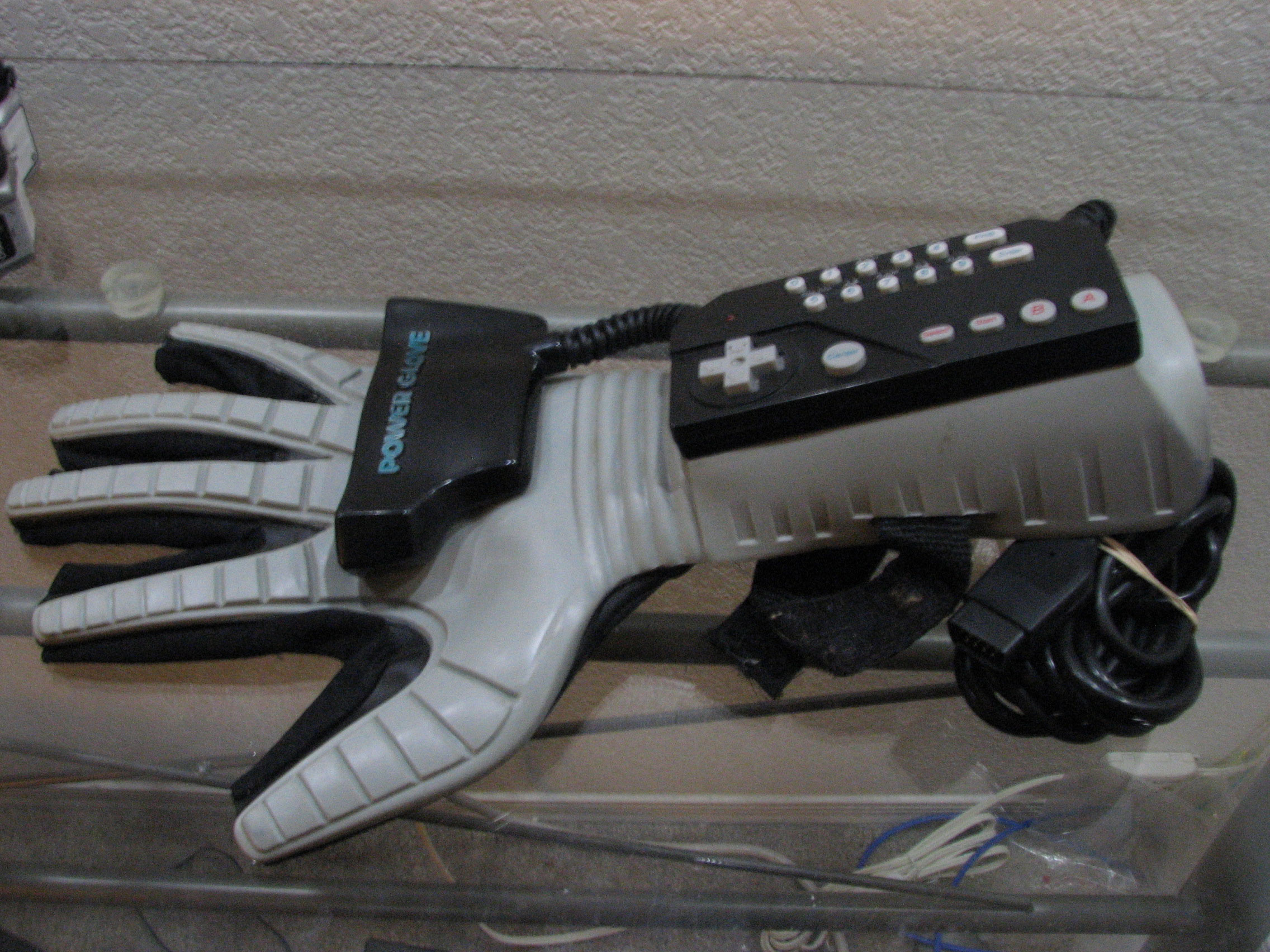 nintendo glove controller