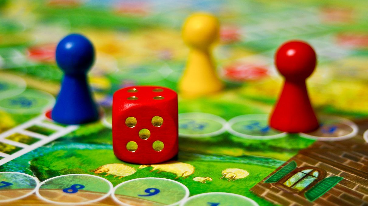 Can You Identify All These Board Games? | HowStuffWorks
