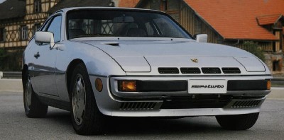 Porsche 924 Turbo front view