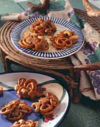 Cashew & Pretzel Toffee Clusters Cashew & Pretzel Toffee Clusters