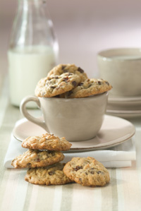 Peanut Butter, Oatmeal, Cherry and Chip Mini Cookies Peanut Butter, Oatmeal, Cherry and Chip Mini Cookies