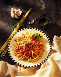 Linguine with Red Clam Sauce Linguine with Red Clam Sauce