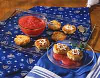 Potato Latkes with Cinnamon Applesauce Potato Latkes with Cinnamon Applesauce