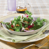 Mixed Greens with Cranberry Balsamic Vinaigrette Mixed Greens with Cranberry Balsamic Vinaigrette