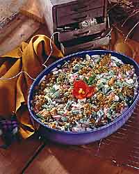 Green Beans with Blue Cheese and Roasted Peppers Green Beans with Blue Cheese and Roasted Peppers