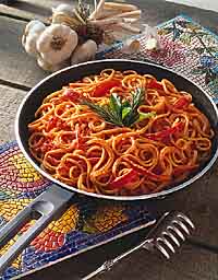 Linguine with Paprikash Sauce Linguine with Paprikash Sauce