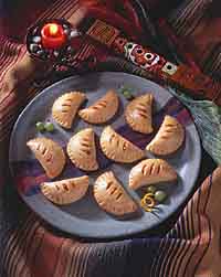 Argentinean Caramel-Filled Crescents (Pasteles) Argentinean Caramel-Filled Crescents (Pasteles)
