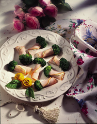 Turkey-Broccoli Roll-Ups Turkey-Broccoli Roll-Ups