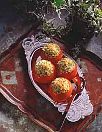 Pesto-Pasta Stuffed Tomatoes Pesto-Pasta Stuffed Tomatoes