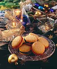 Toffee Creme Sandwich Cookies Toffee Creme Sandwich Cookies