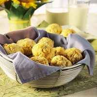 Mustard-Pepper Biscuit Ring Mustard-Pepper Biscuit Ring