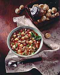 Clam Chowder with Tomatoes Clam Chowder with Tomatoes