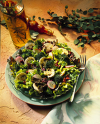 Greens and Broccoli Salad with Peppy Vinaigrette Greens and Broccoli Salad with Peppy Vinaigrette