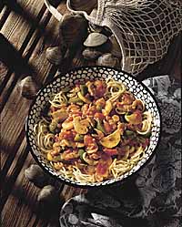 Red Clam Sauce with Vegetables Red Clam Sauce with Vegetables