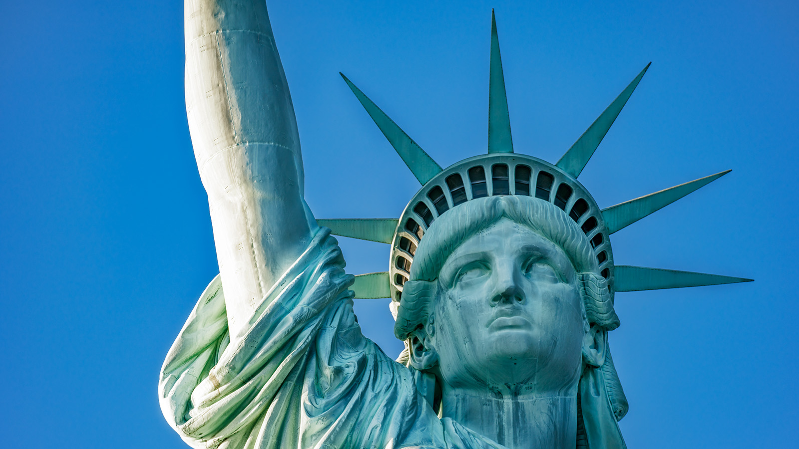 inside statue of liberty crown